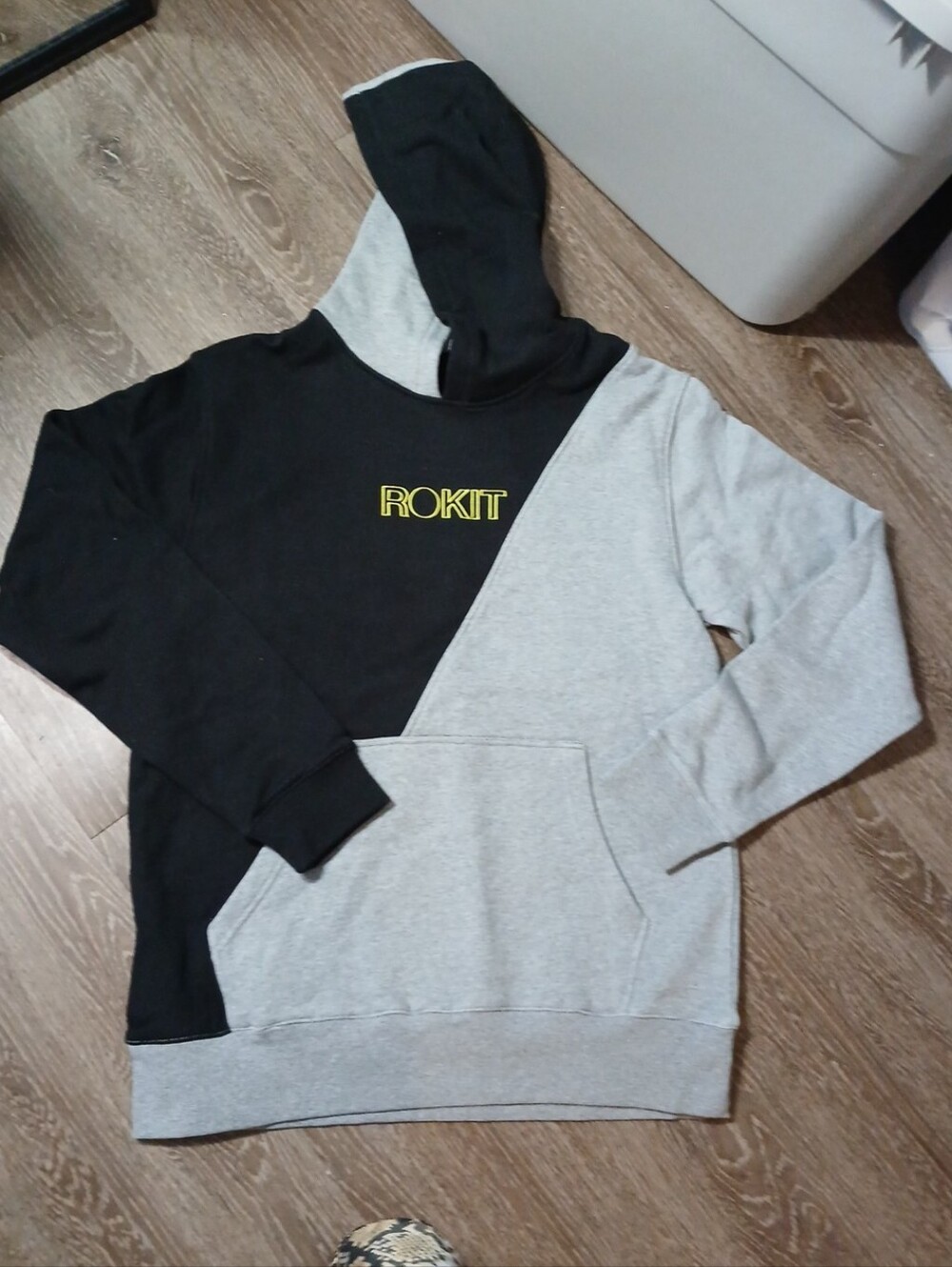 ROKIT Two-Tone Black & Grey Hoodie NWT Mens Sz XL